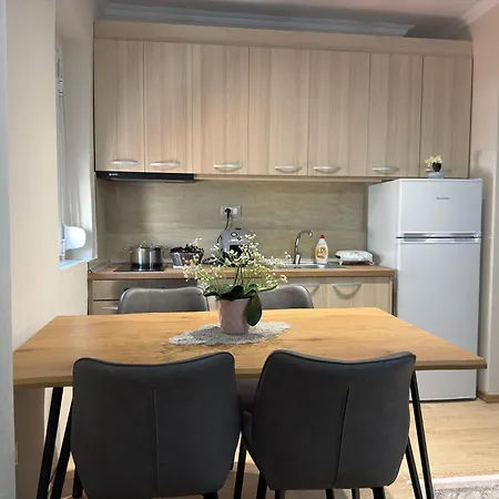 Lenci's * Μπεράτ