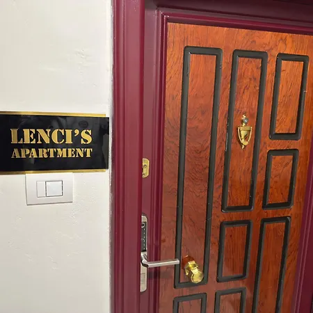 Апартаменты Lenci's *